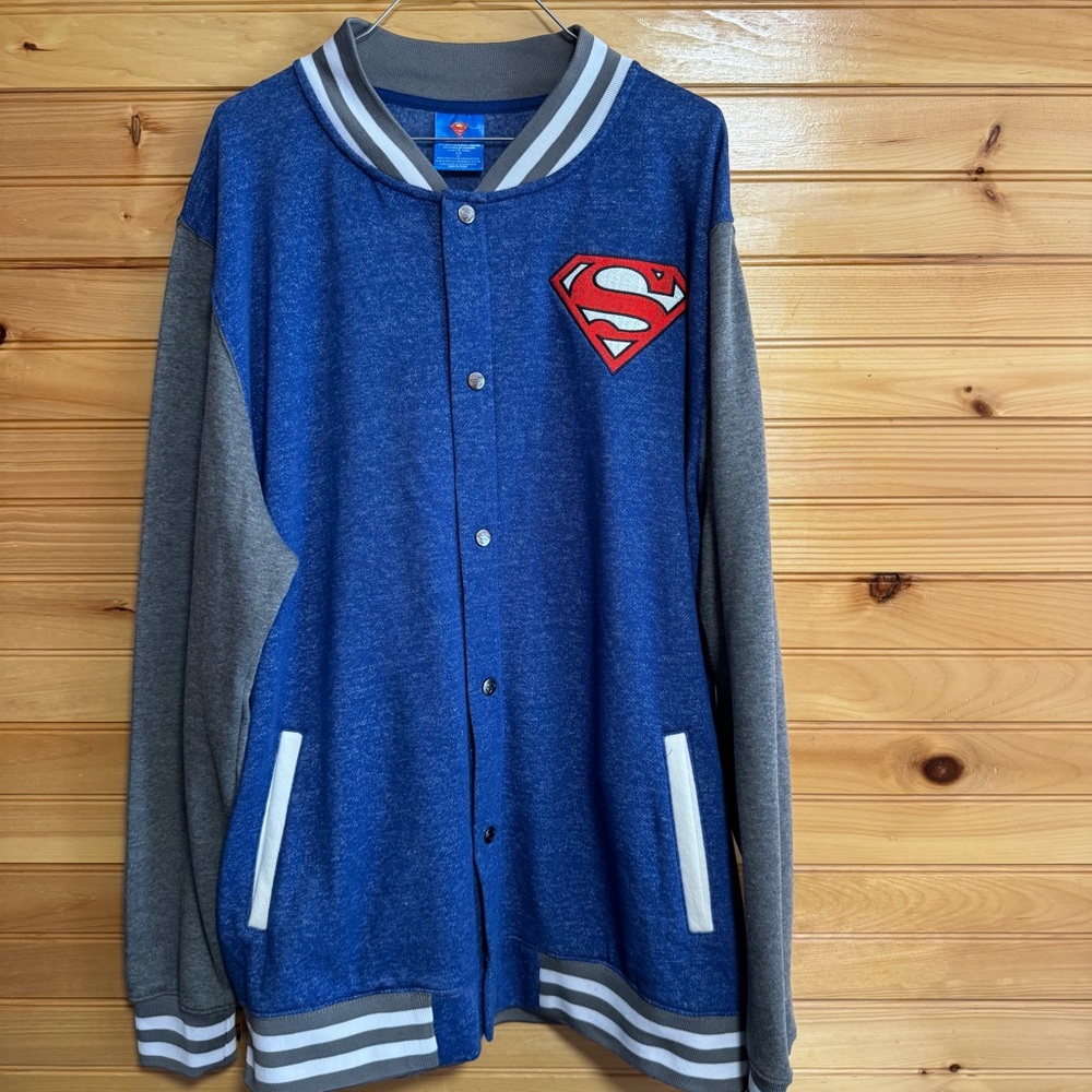 Vintage Superman Official Merch Snap Front Varsity Jacket by DC Comics Men’s XL